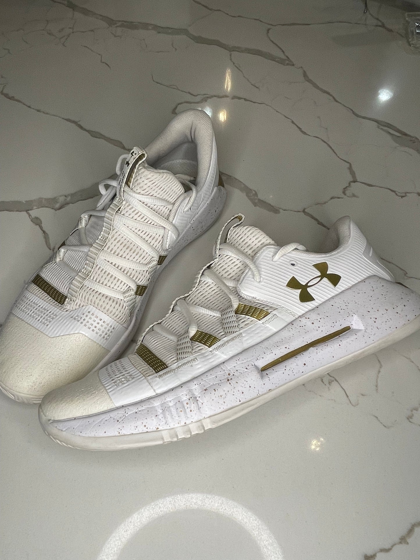 Shoes - White/Gold Court
