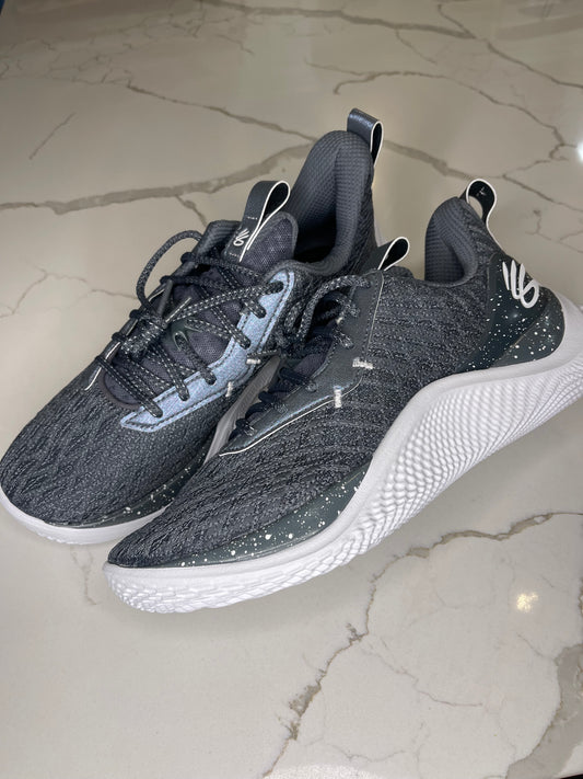 Shoes - Dark Grey Curry’s